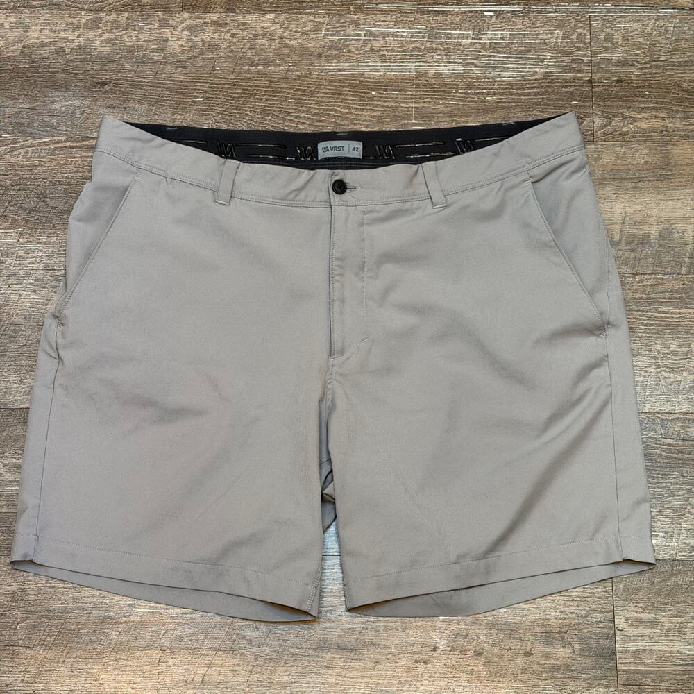 VRST Men’s Light Grey Performance Golf Flat Front Chino Shorts Size 42